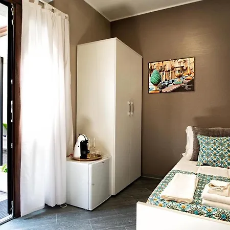 Catania Rooms *