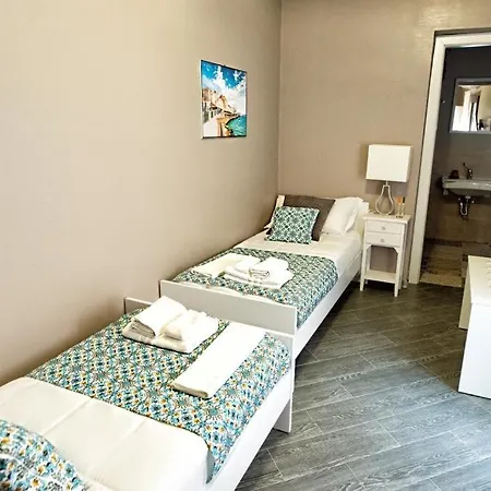 Catania Rooms *